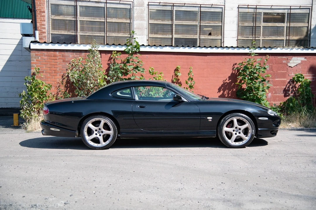 2000 Jaguar X100 XKR - Image 9 of 30