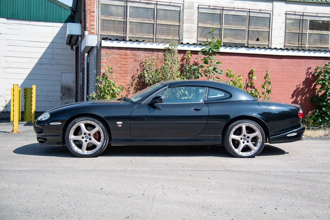 2000 Jaguar X100 XKR - Image 11 of 30