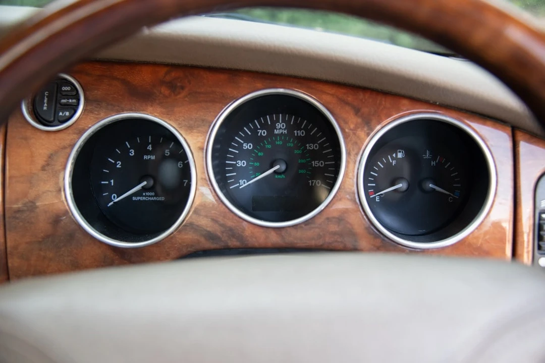 2000 Jaguar X100 XKR - Image 10 of 30