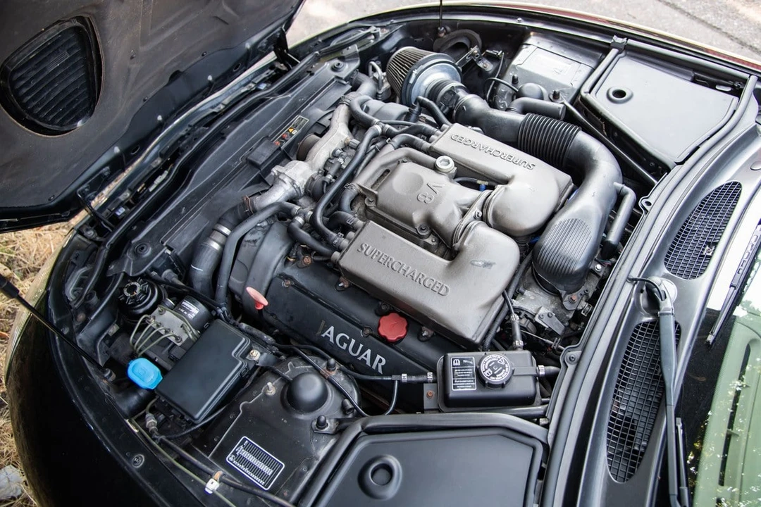 2000 Jaguar X100 XKR - Image 22 of 30
