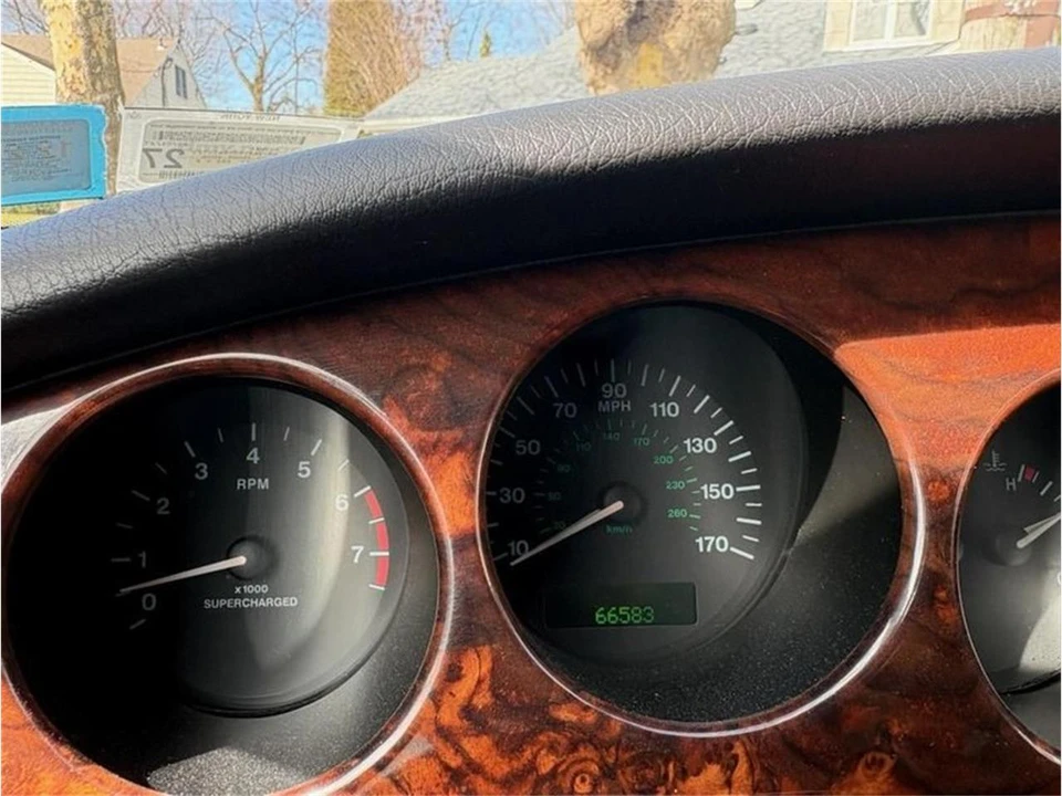 2000 Jaguar X100 XKR - Image 10 of 12