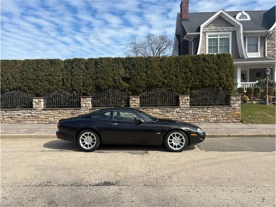 2000 Jaguar X100 XKR - Image 4 of 12