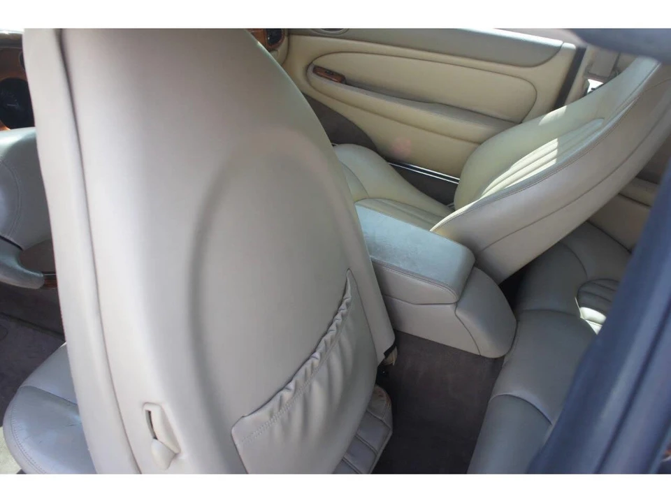 2000 Jaguar X100 XKR - Image 17 of 23