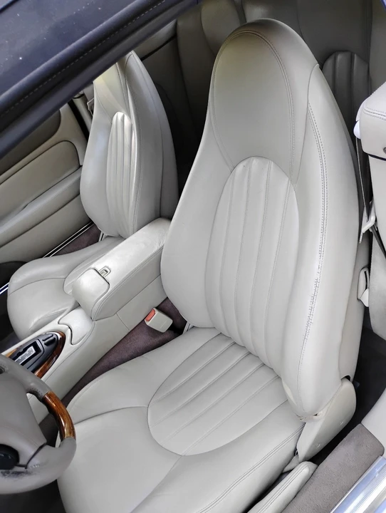 2000 Jaguar X100 XKR - Image 11 of 13