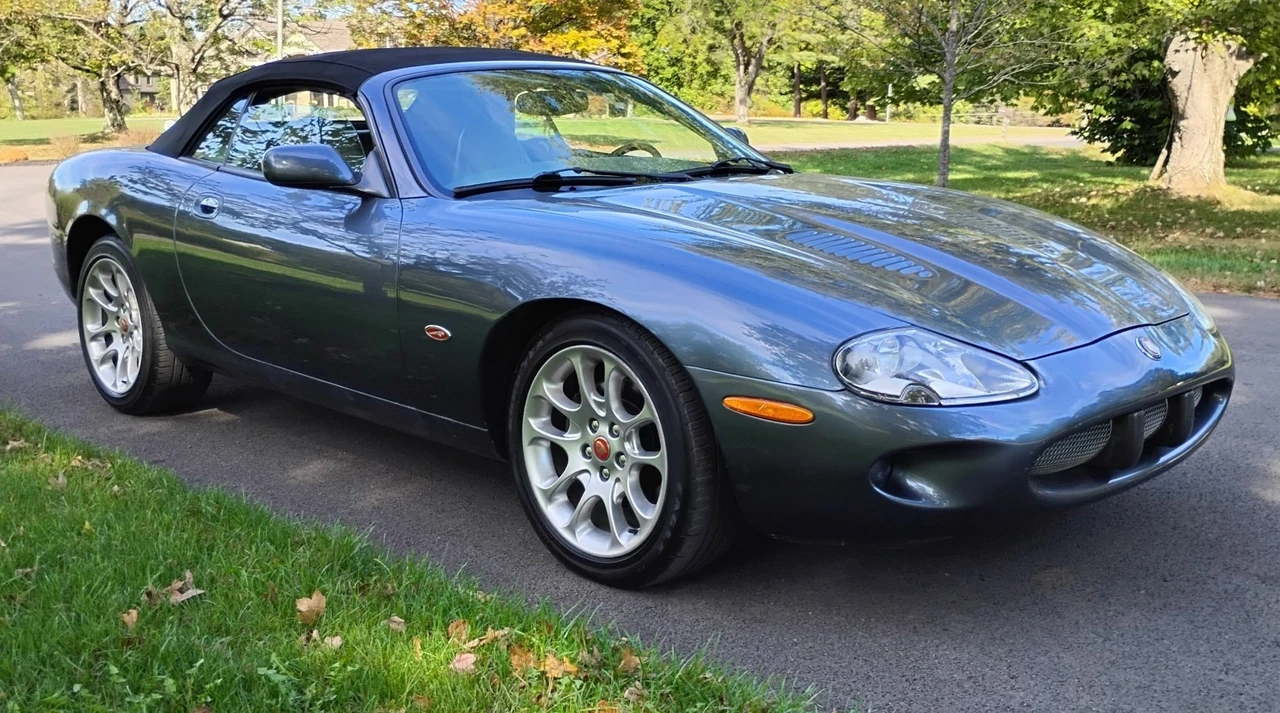 2000 Jaguar X100 XKR - Image 4 of 13