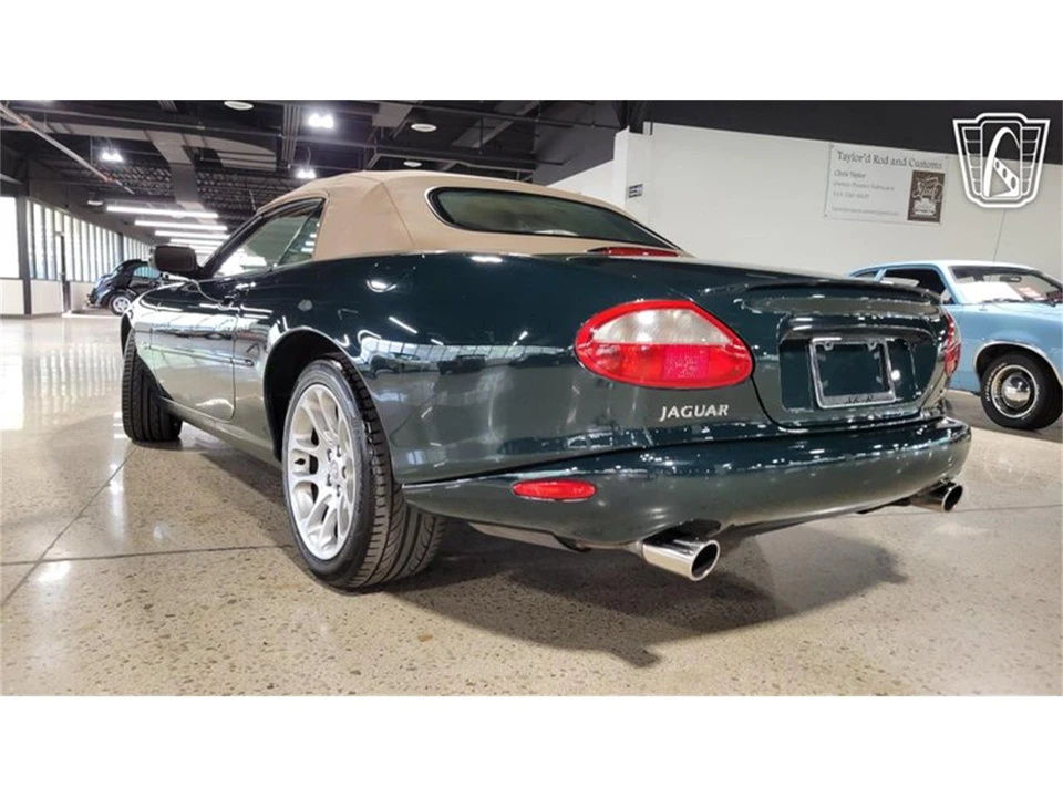 2000 Jaguar X100 XKR - Image 30 of 31