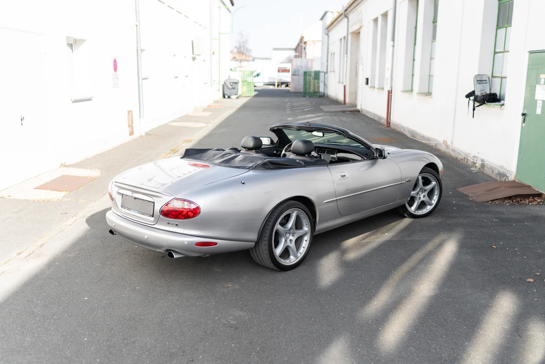 2000 Jaguar X100 XKR - Image 13 of 31