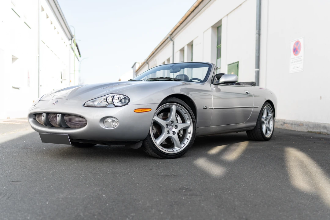 2000 Jaguar X100 XKR - Image 17 of 31