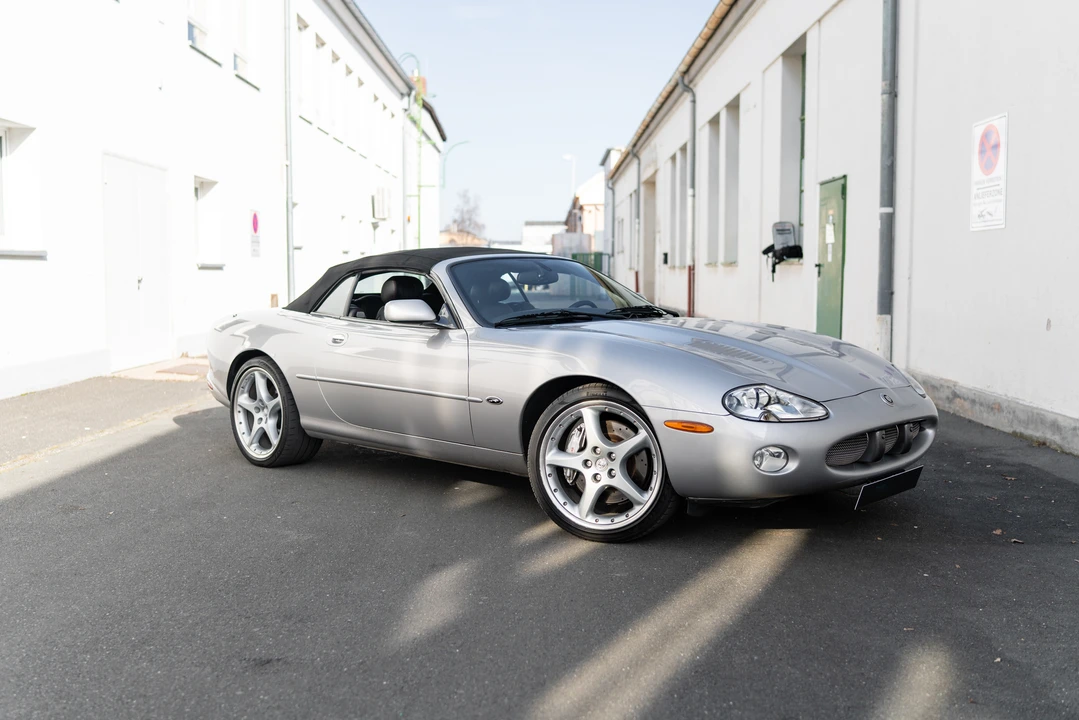 2000 Jaguar X100 XKR - Image 20 of 31