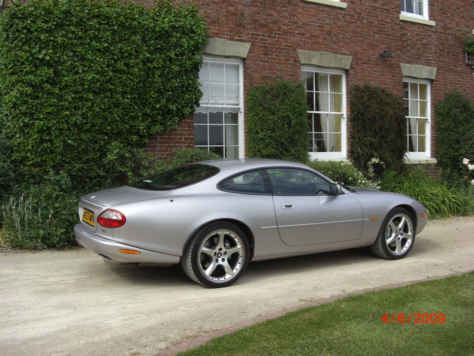 2000 Jaguar X100 XKR - Image 5 of 5