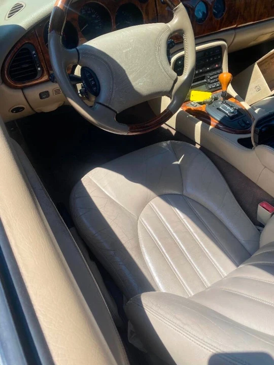 2000 Jaguar X100 XKR - Image 5 of 5
