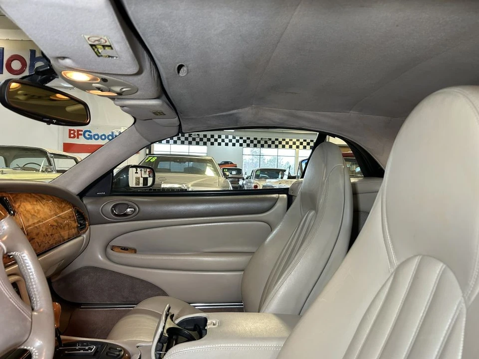 2000 Jaguar X100 XKR - Image 27 of 31