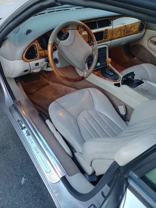 2000 Jaguar X100 XKR - Image 10 of 19