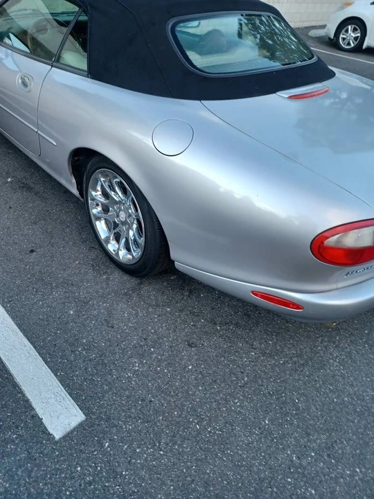 2000 Jaguar X100 XKR - Image 2 of 19