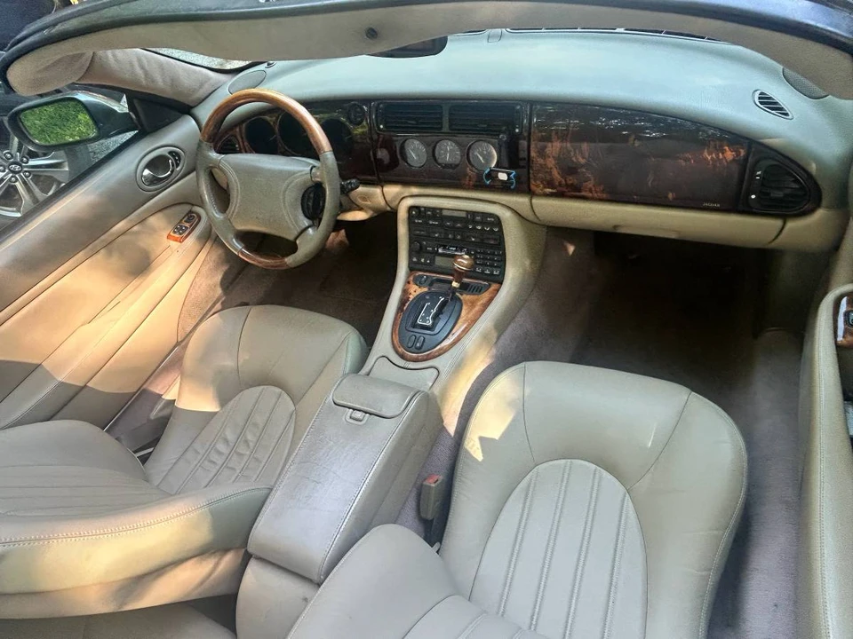 2000 Jaguar X100 XKR - Image 11 of 11