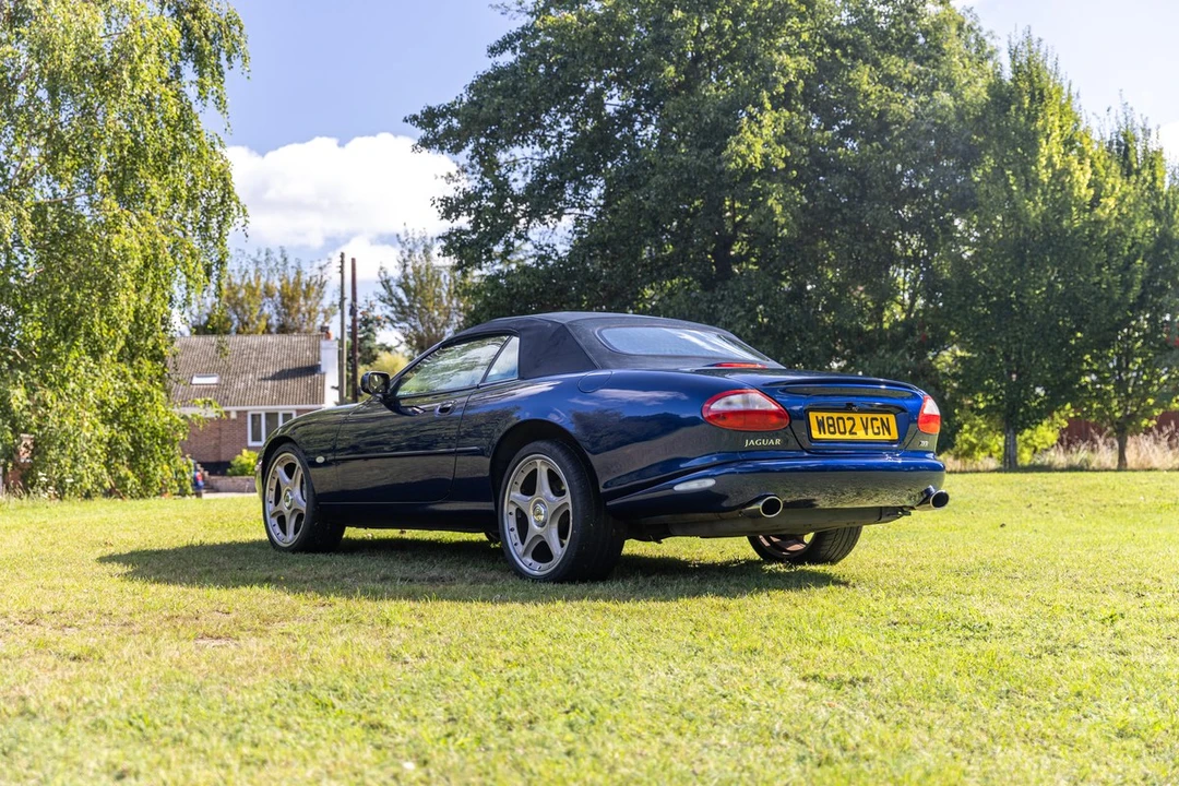 2000 Jaguar X100 XKR - Image 17 of 30