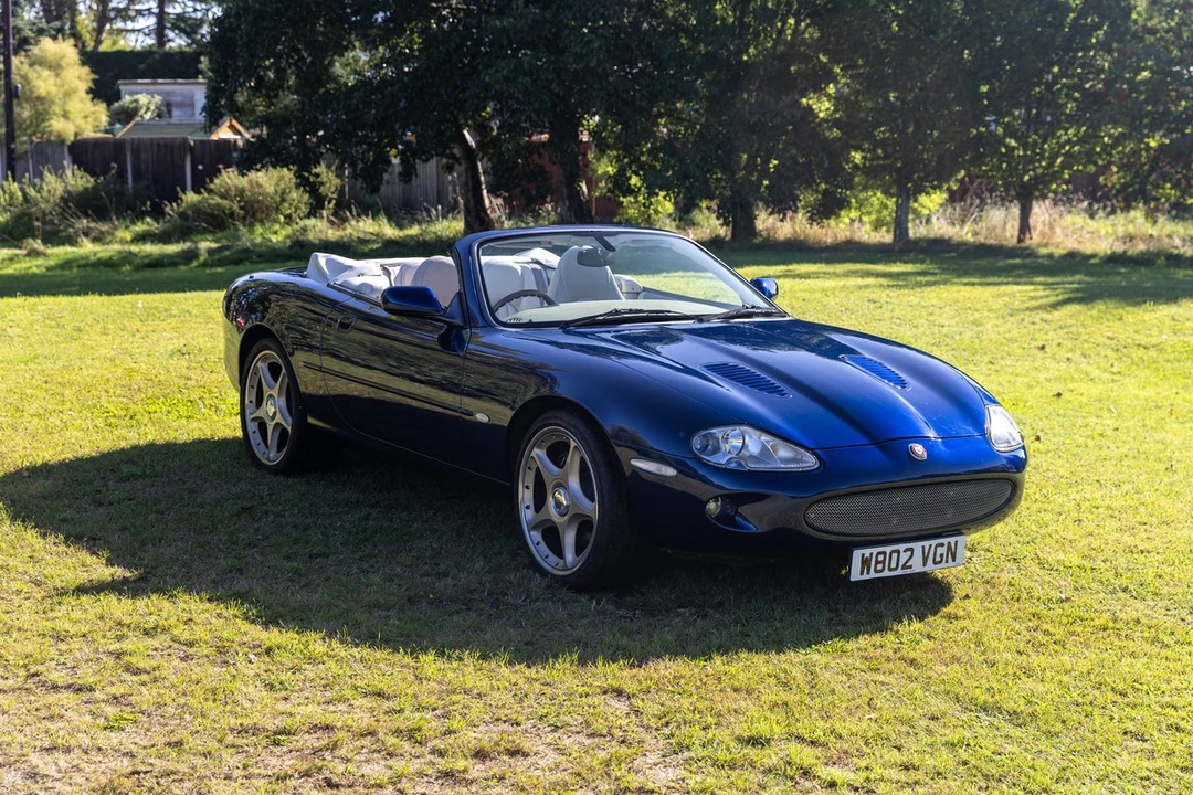 2000 Jaguar X100 XKR - Image 10 of 30