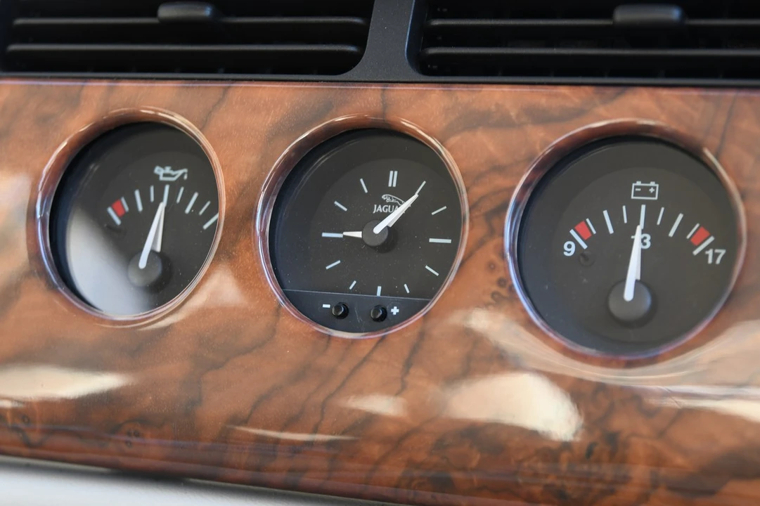 2000 Jaguar X100 XKR - Image 19 of 30