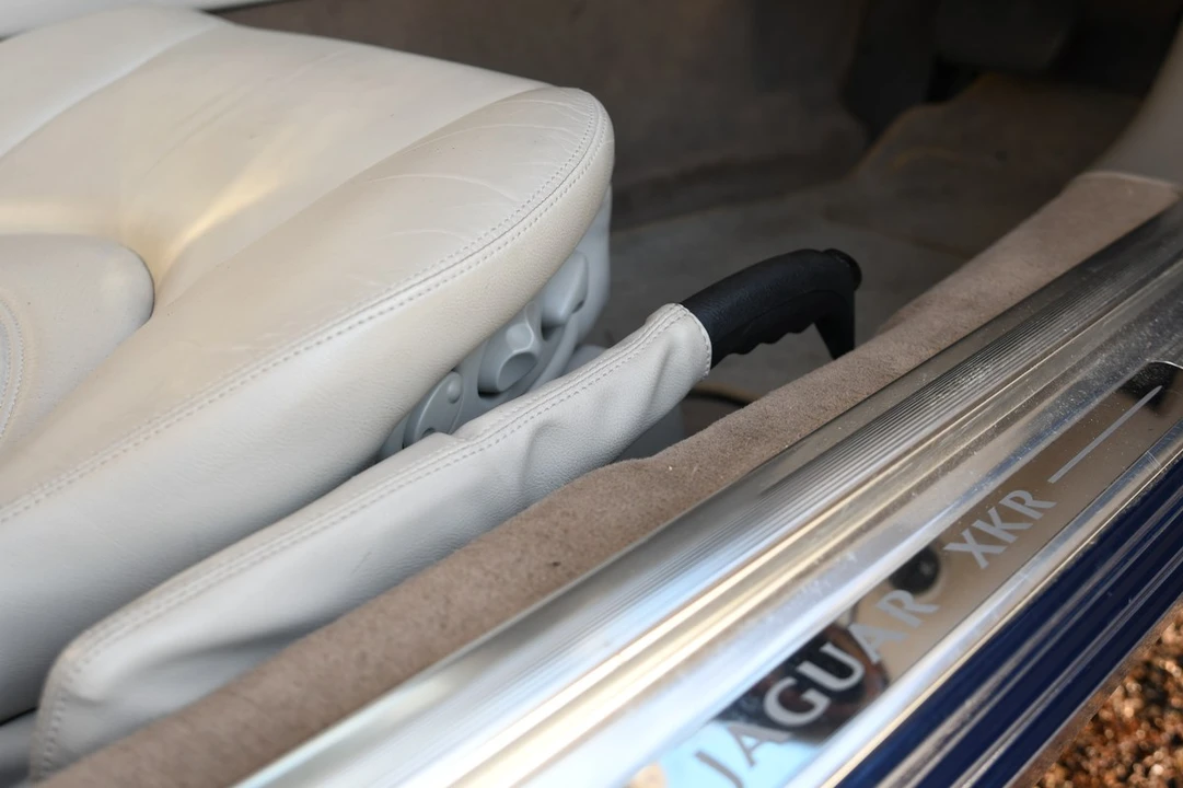 2000 Jaguar X100 XKR - Image 29 of 30