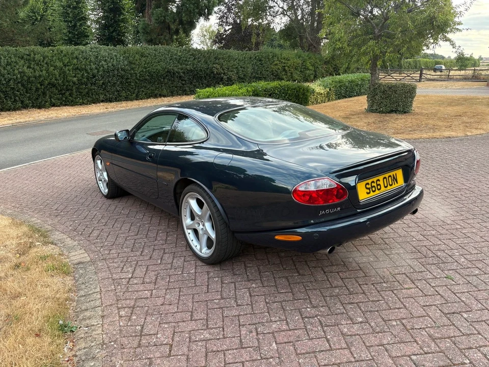 2000 Jaguar X100 XKR - Image 5 of 30