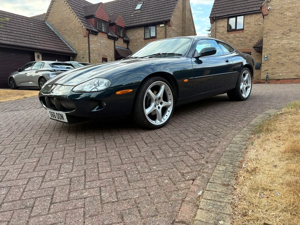 2000 Jaguar X100 XKR - Image 6 of 30