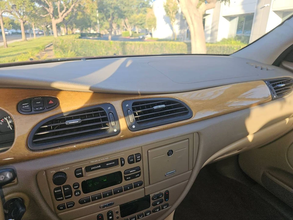 2000 Jaguar S-Type 2nd Gen - Image 11 of 17