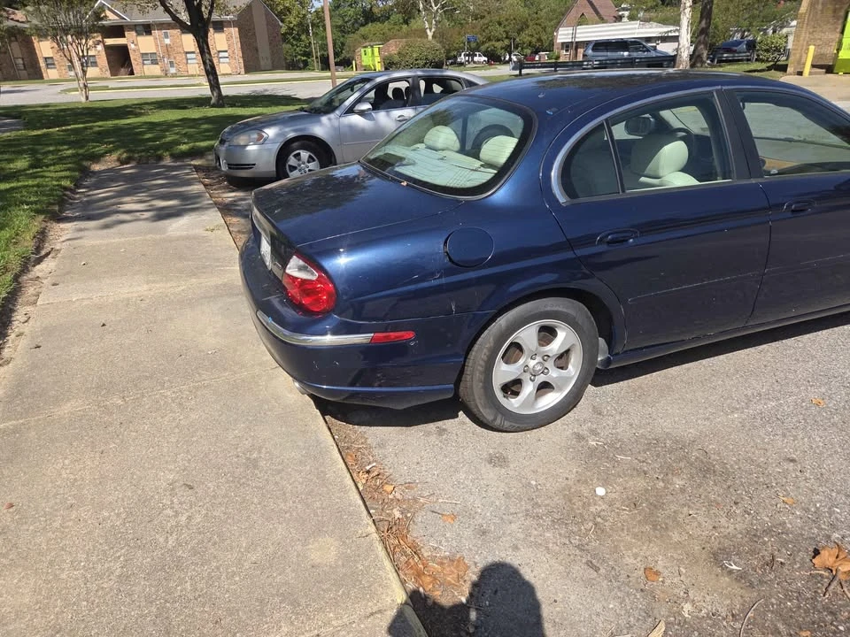 2000 Jaguar S-Type 2nd Gen - Image 2 of 10