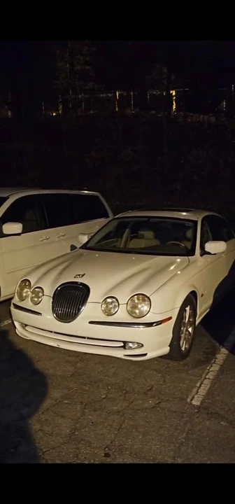 2000 Jaguar S-Type 2nd Gen - Image 2 of 9