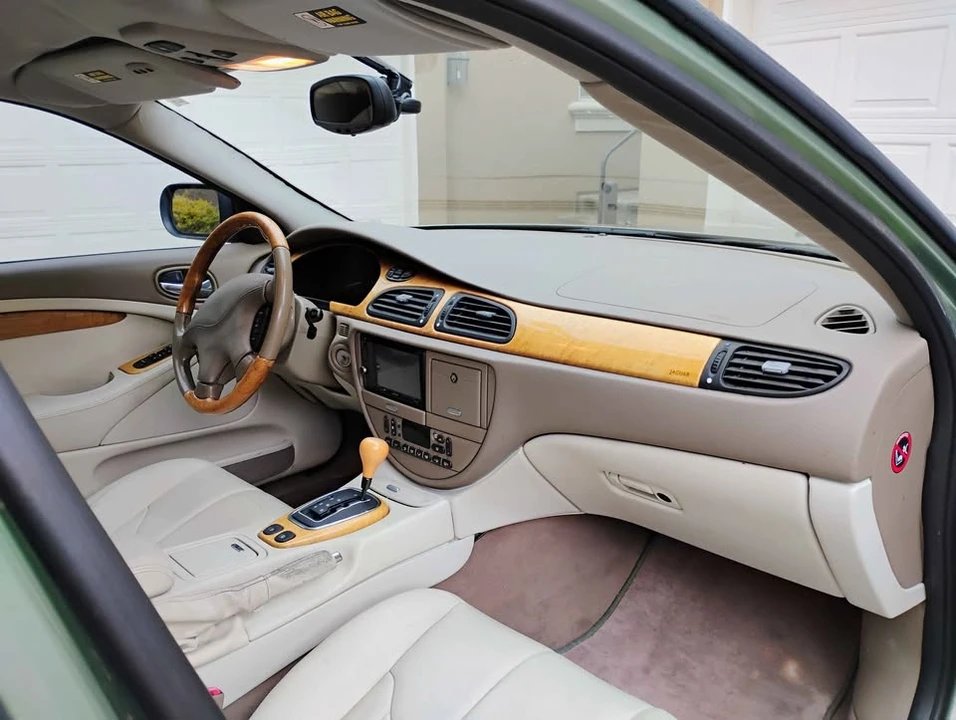 2000 Jaguar S-Type 2nd Gen - Image 9 of 16