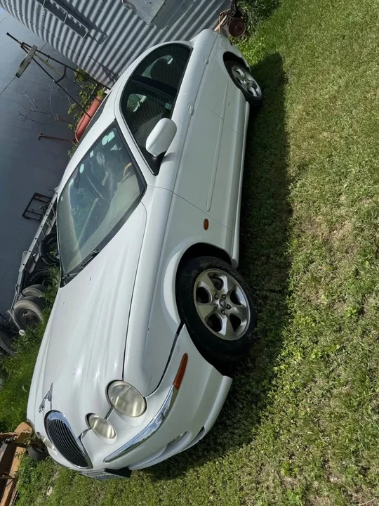 2000 Jaguar S-Type 2nd Gen - Image 2 of 5