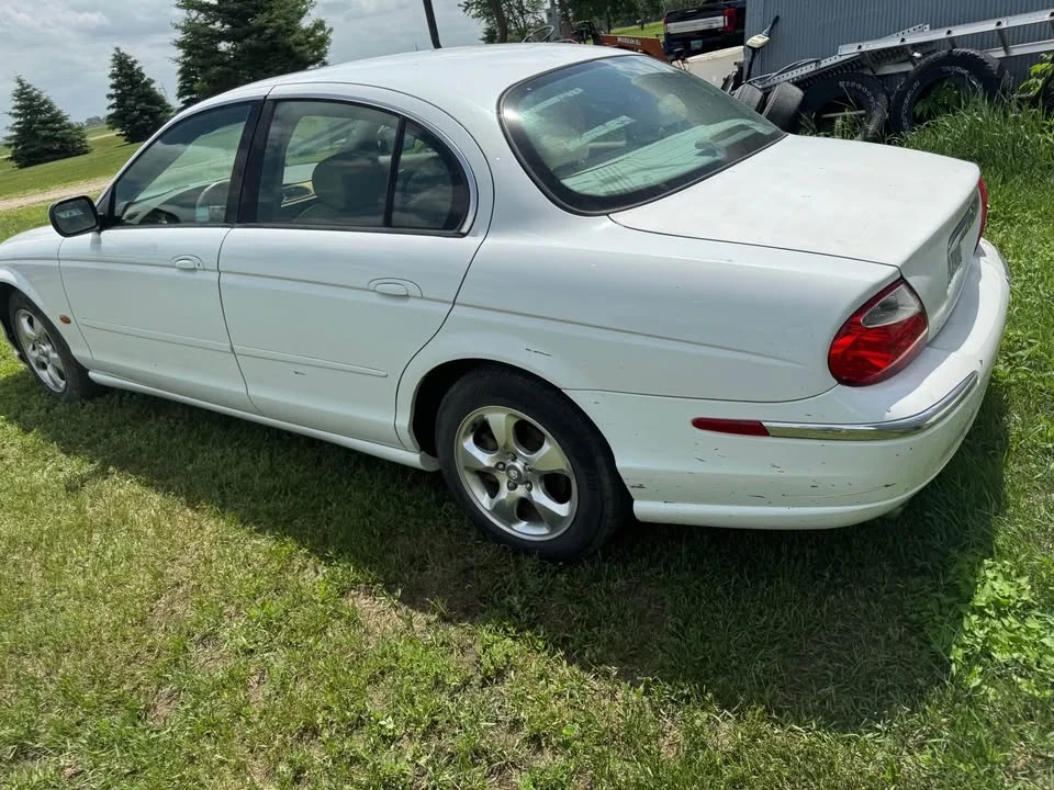 2000 Jaguar S-Type 2nd Gen - Image 5 of 5