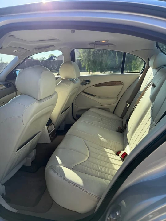 2000 Jaguar S-Type 2nd Gen - Image 10 of 11