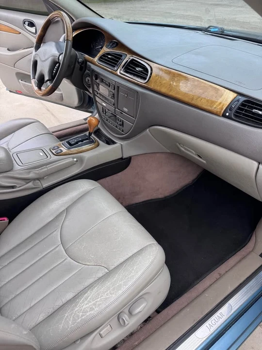 2000 Jaguar S-Type 2nd Gen - Image 10 of 19