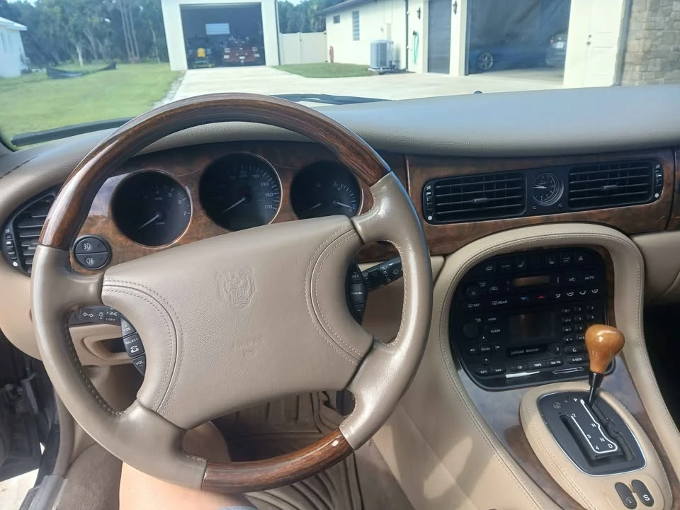 2000 Jaguar X308 XJ - Image 6 of 12
