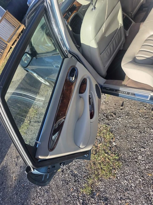 2000 Jaguar X308 XJ - Image 11 of 17