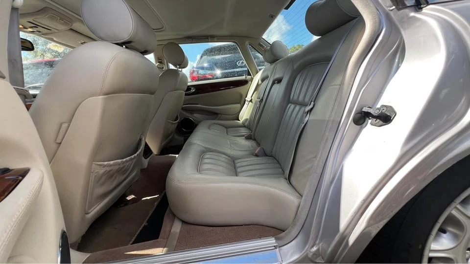 2000 Jaguar X308 XJ - Image 4 of 9