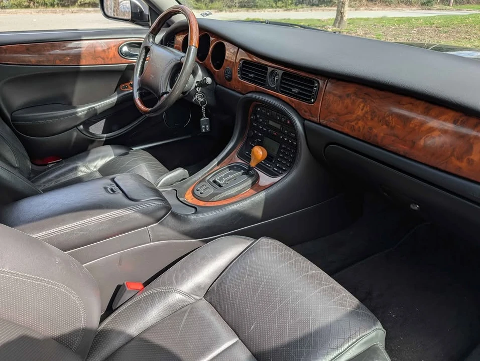 2000 Jaguar X308 XJR - Image 7 of 19