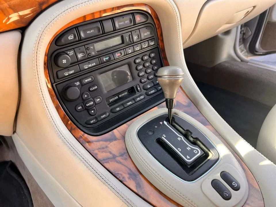 2000 Jaguar X308 XJ - Image 18 of 20