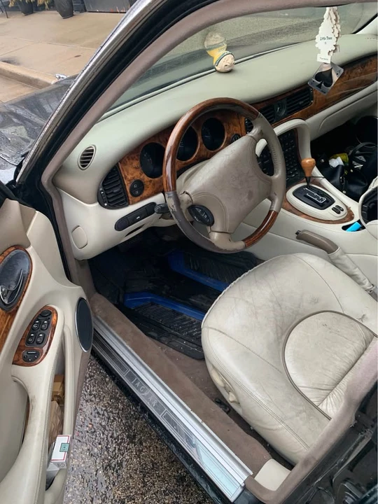 2000 Jaguar X308 XJ - Image 2 of 6