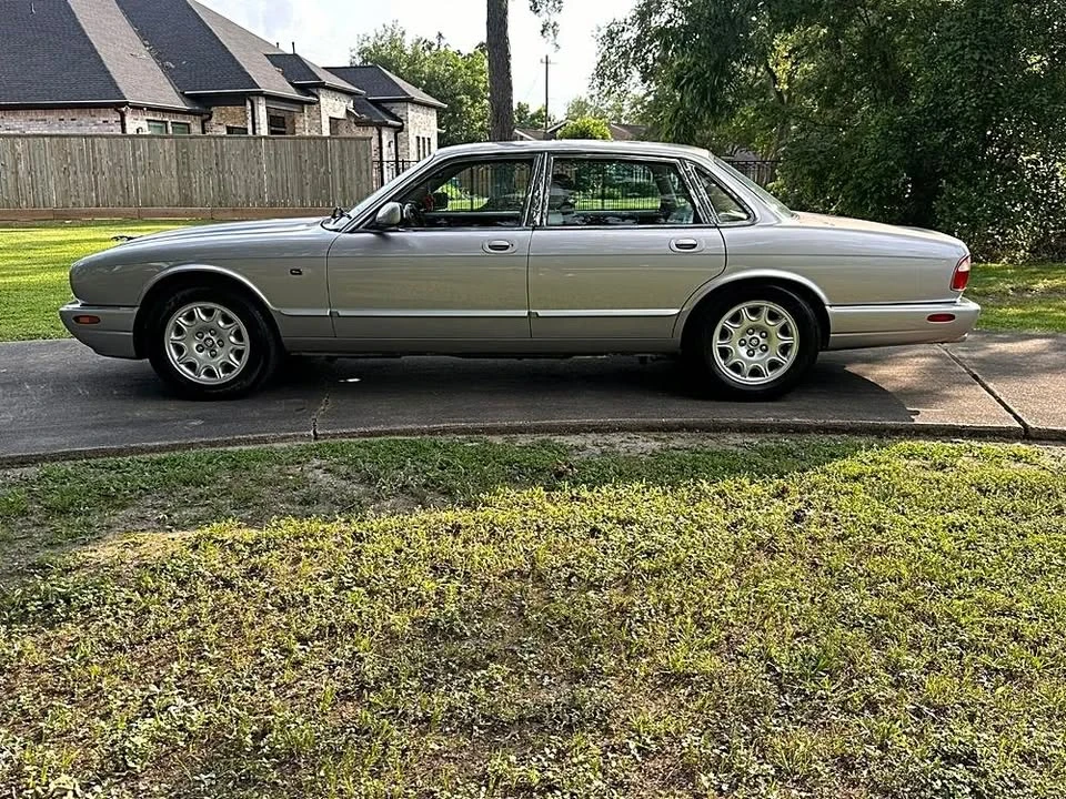 2000 Jaguar X308 XJ - Image 4 of 13