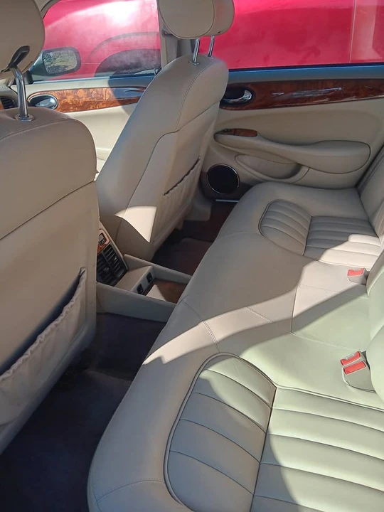 2000 Jaguar X308 XJ - Image 2 of 7