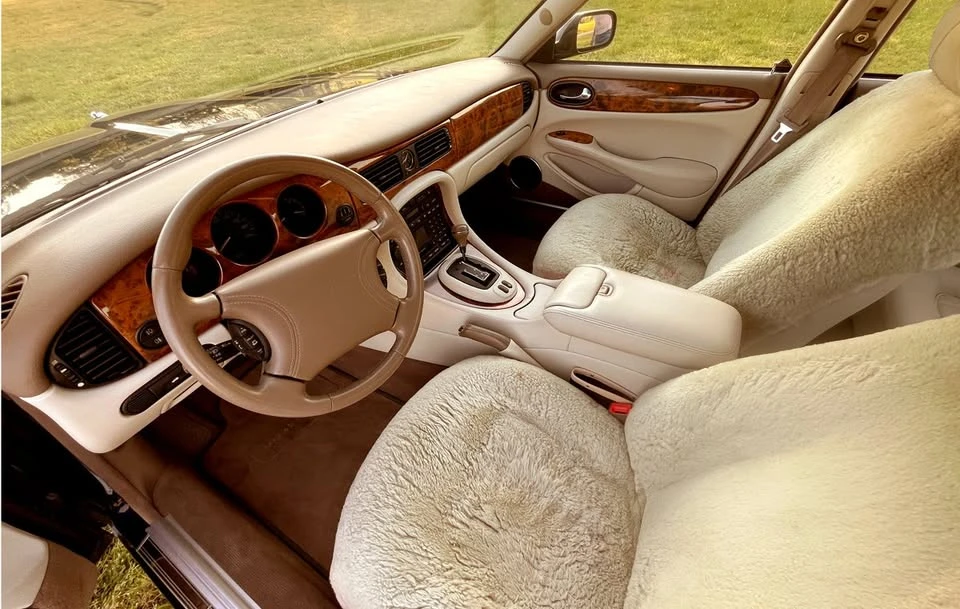 2000 Jaguar X308 XJ - Image 3 of 12