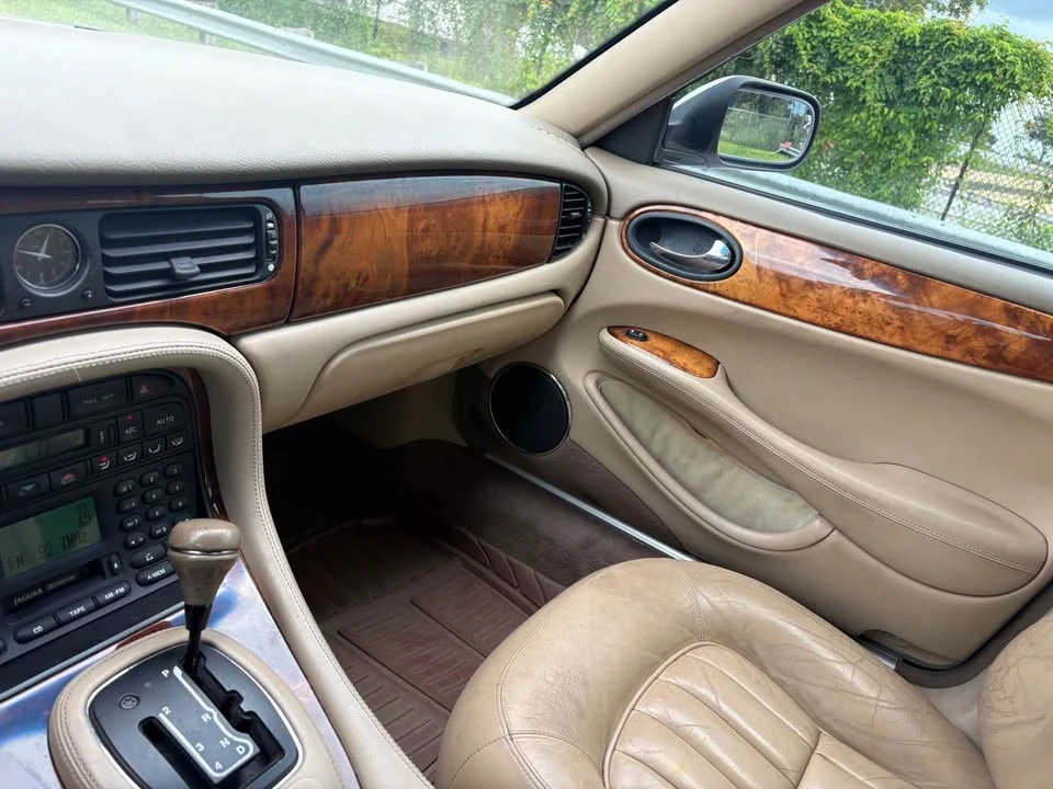 2000 Jaguar X308 XJ - Image 13 of 16