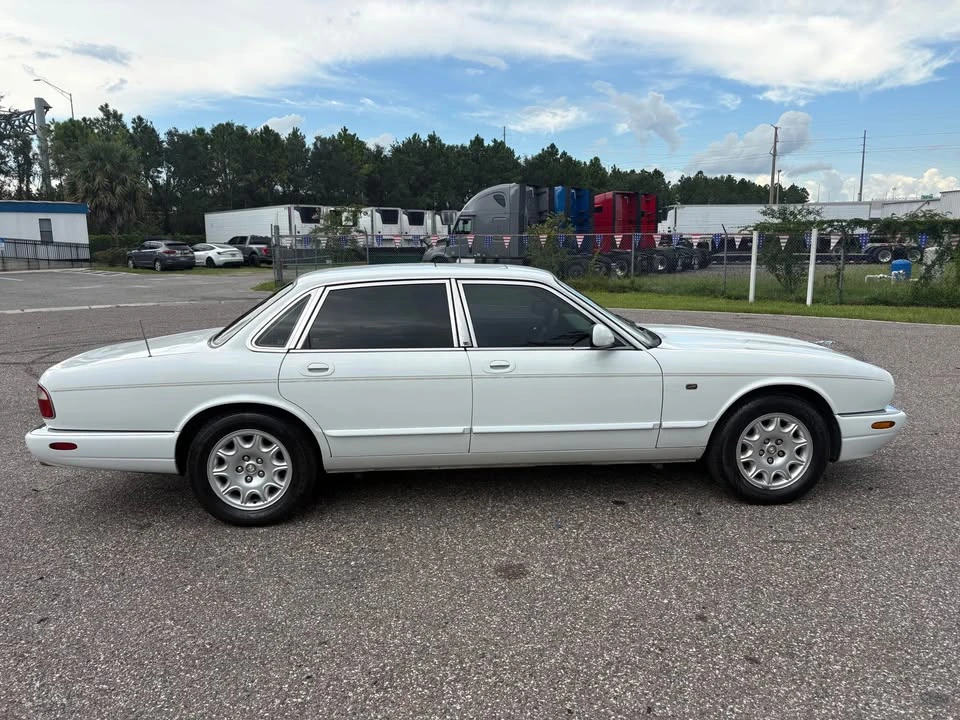 2000 Jaguar X308 XJ - Image 6 of 16