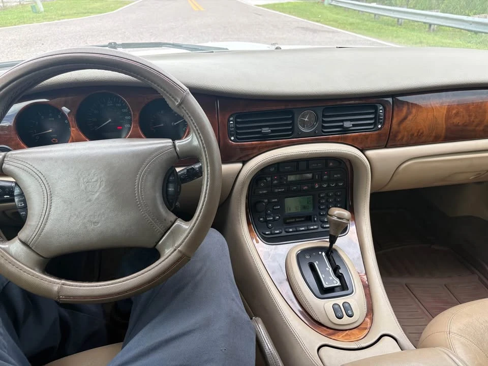2000 Jaguar X308 XJ - Image 16 of 16