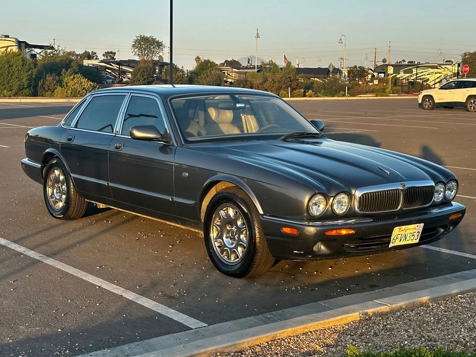 2000 Jaguar X308 XJ - Image 2 of 14