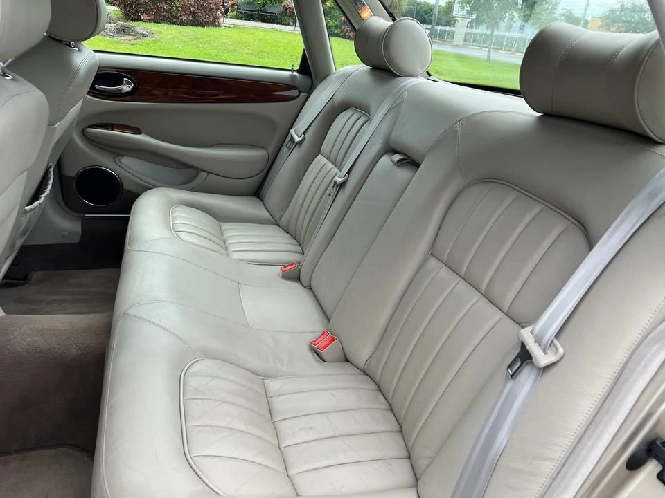 2000 Jaguar X308 XJ - Image 11 of 18