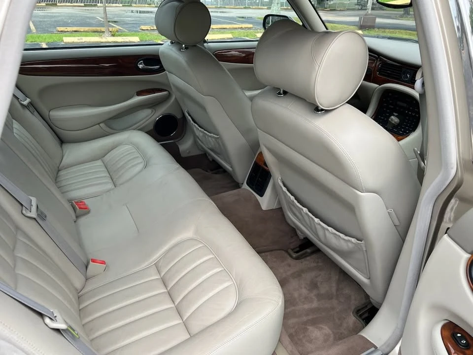 2000 Jaguar X308 XJ - Image 12 of 18