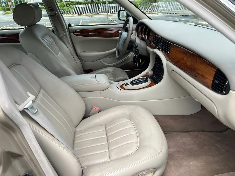 2000 Jaguar X308 XJ - Image 12 of 18