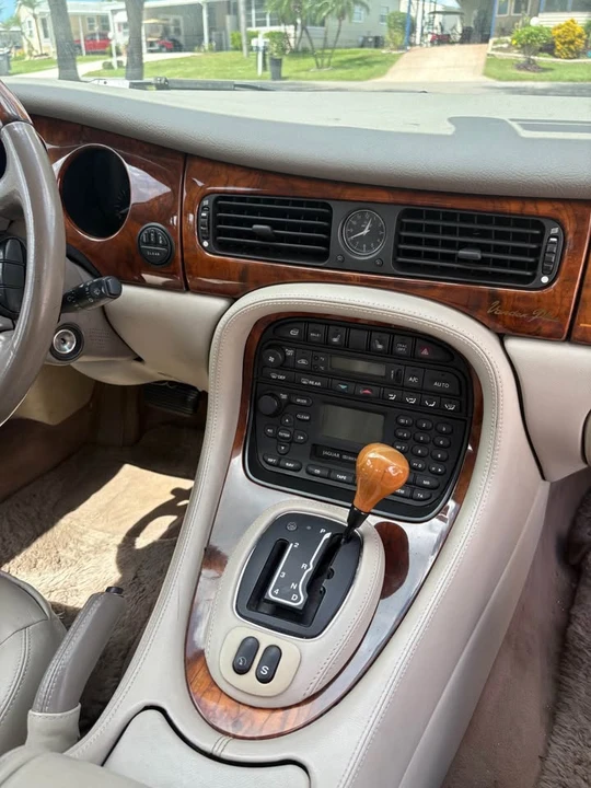 2000 Jaguar X308 XJ - Image 6 of 10